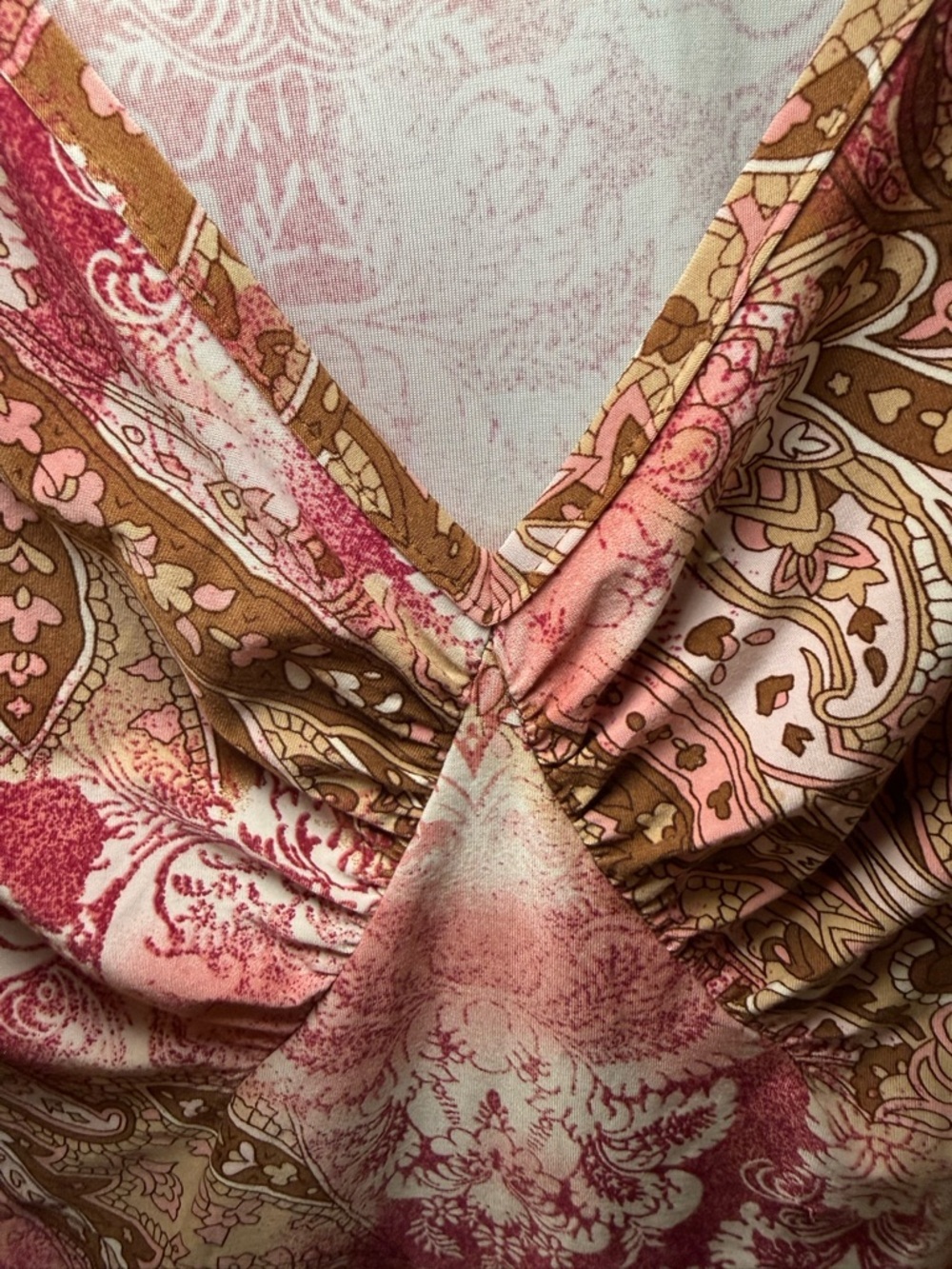 Pink and Tan Paisley V-Neck Short Sleeve Top - Picture 2 of 7